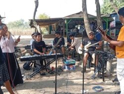 Wono Music Fly (WMF) Bawa Nuansa Musik Kafe ke Pantai Gondo Mayit, Hadirkan Hiburan Segar bagi Pengunjung