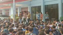 Cegah Jebakan Digital, Polsek Bekasi Barat Edukasi Siswa SMK Yadika 9 tentang UU ITE dan Etika Bermedia Sosial