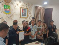 Jawaban Pemkab Bekasi Dinilai Belum Menyentuh Substansi, Koordinator Aksi: Beri Keputusan dalam 7 Hari atau Aksi Damai Jilid II Digelar Lebih Besar!