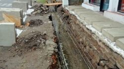 Proyek Drainase Jalan Asahan Kota Blitar Disorot, Papan Informasi Tak Terlihat, Pemasangan Anyaman Besi Dipertanyakan